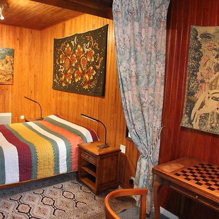 Guest House Chalet Saint Roch Albiez-Montrond Extérieur photo