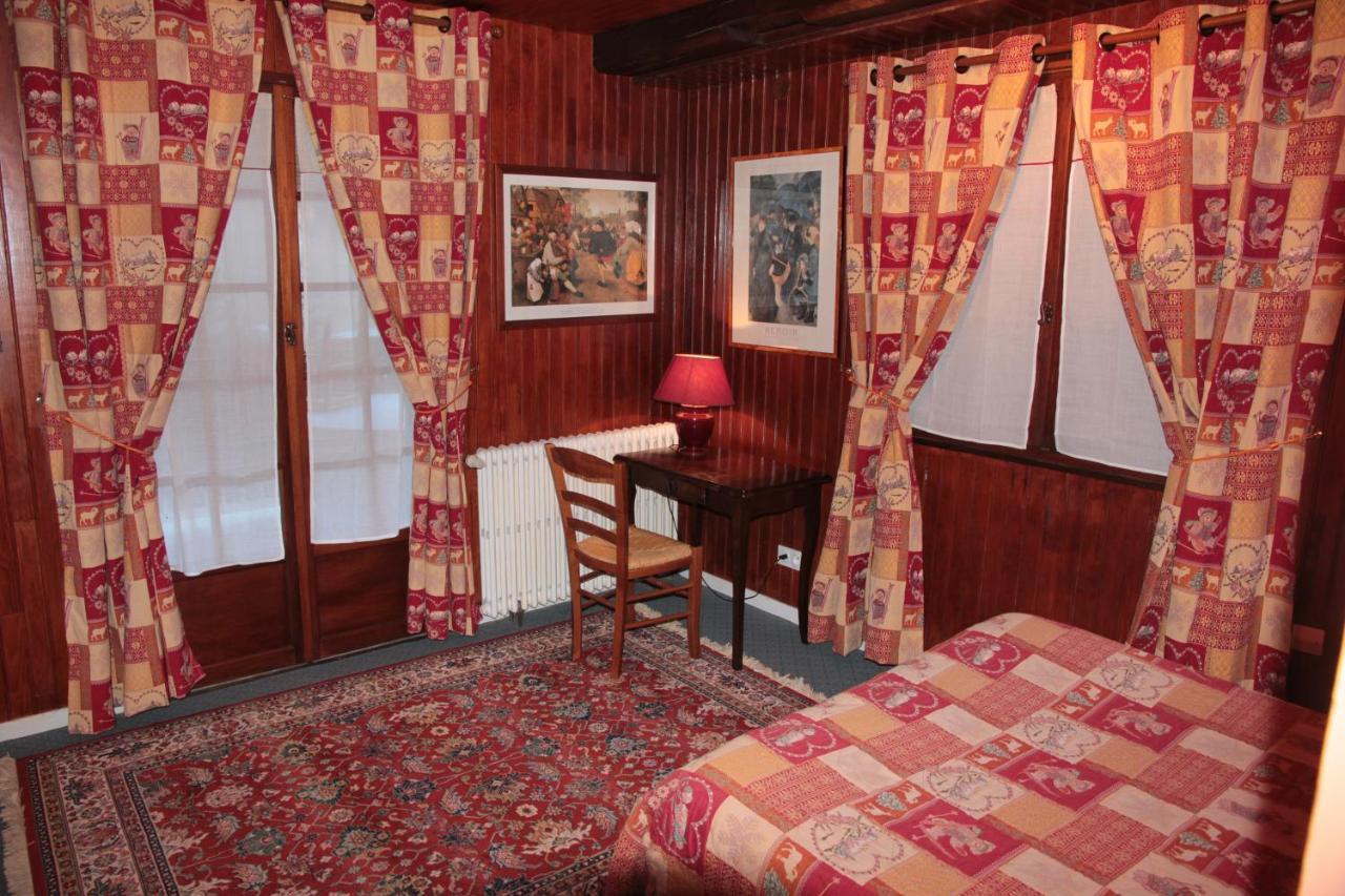 Guest House Chalet Saint Roch Albiez-Montrond Extérieur photo
