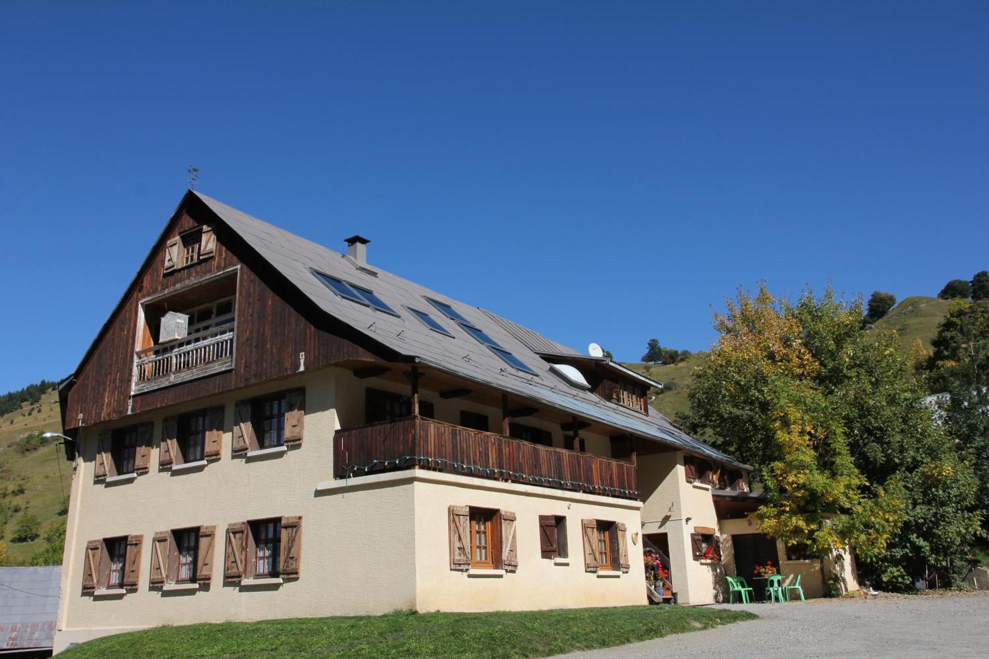 Guest House Chalet Saint Roch Albiez-Montrond Extérieur photo